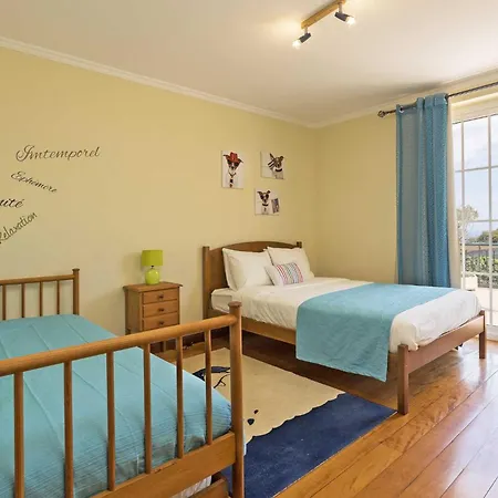 Super Madeira 5 Bedrooms Casa Deluxe Close To Facilities Villa
